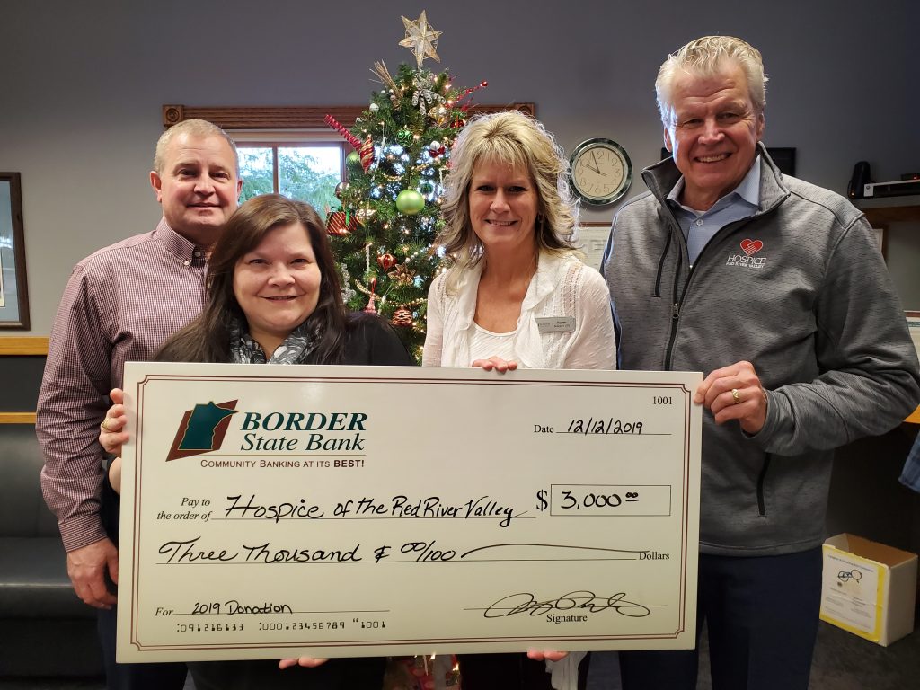 Border State Bank Employees Raise $3,000 for Hospice of the Red River ...